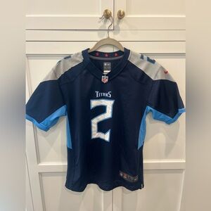 NFL Football Jersey - Titans - Jones - Youth L - used good condition